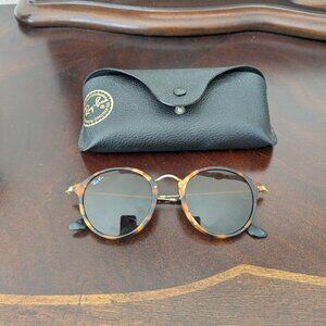 Ray Ban Round Tortoise Shell